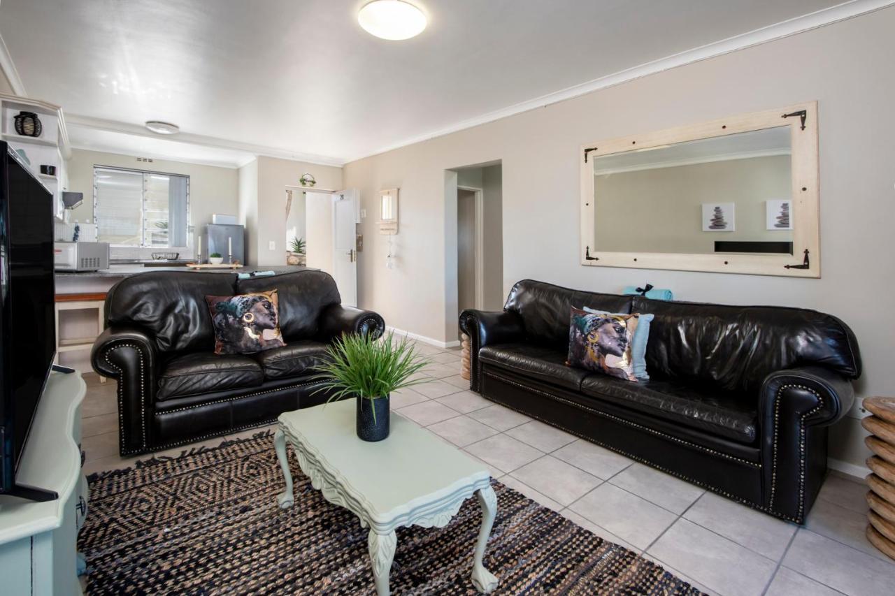 The Potting Shed Self Catering Apartment Hermanus Luaran gambar