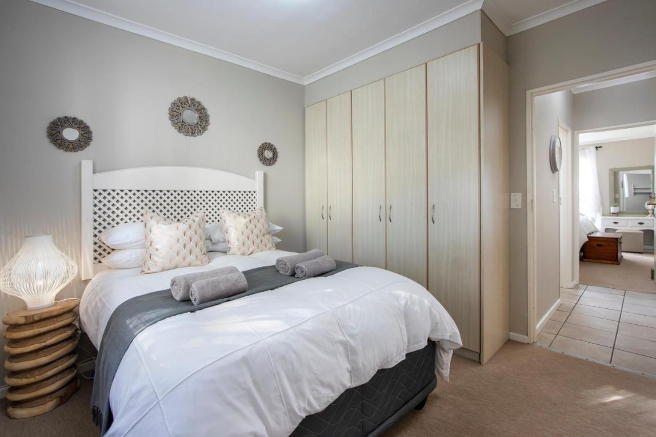 The Potting Shed Self Catering Apartment Hermanus Luaran gambar