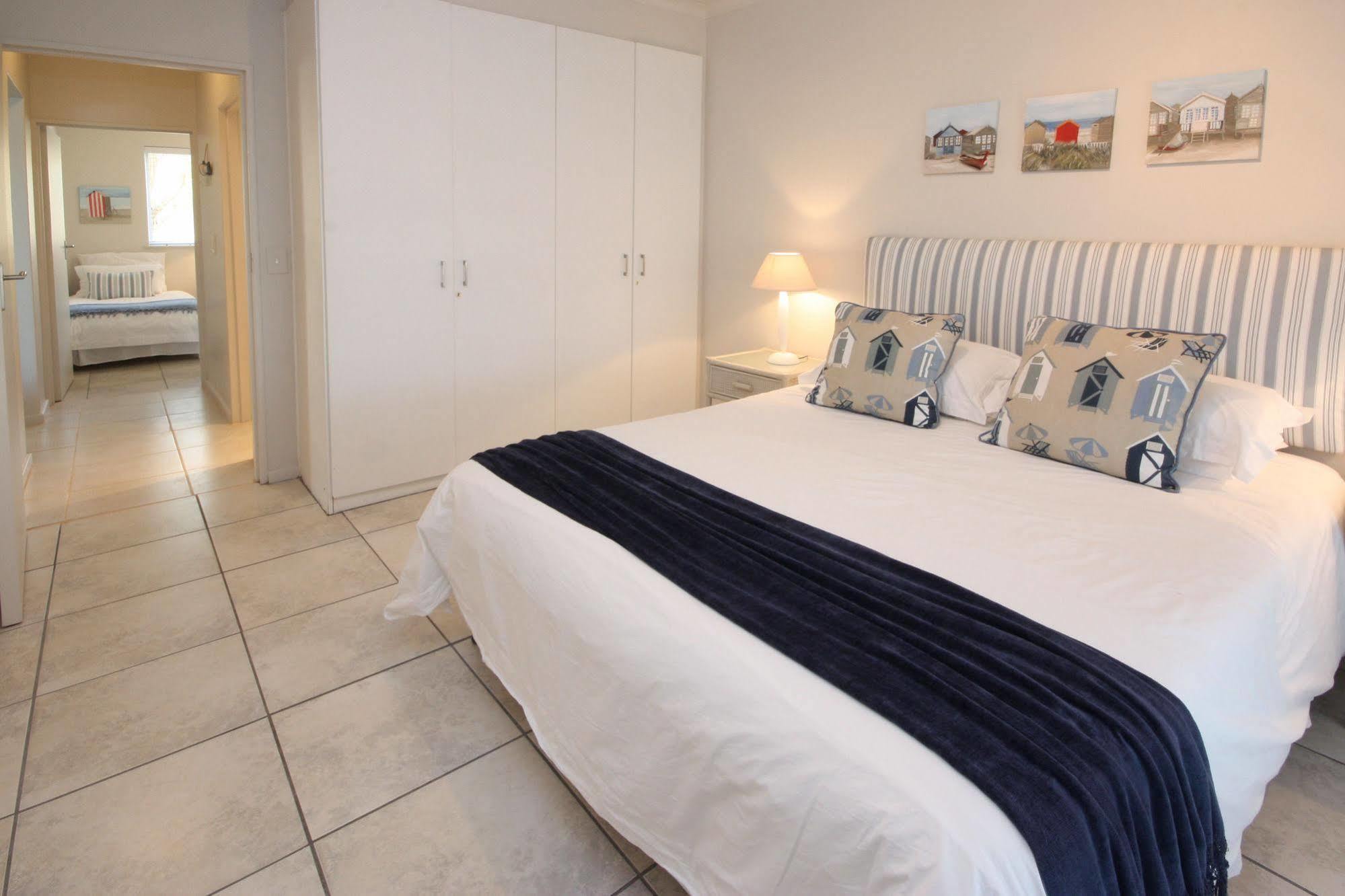 The Potting Shed Self Catering Apartment Hermanus Luaran gambar