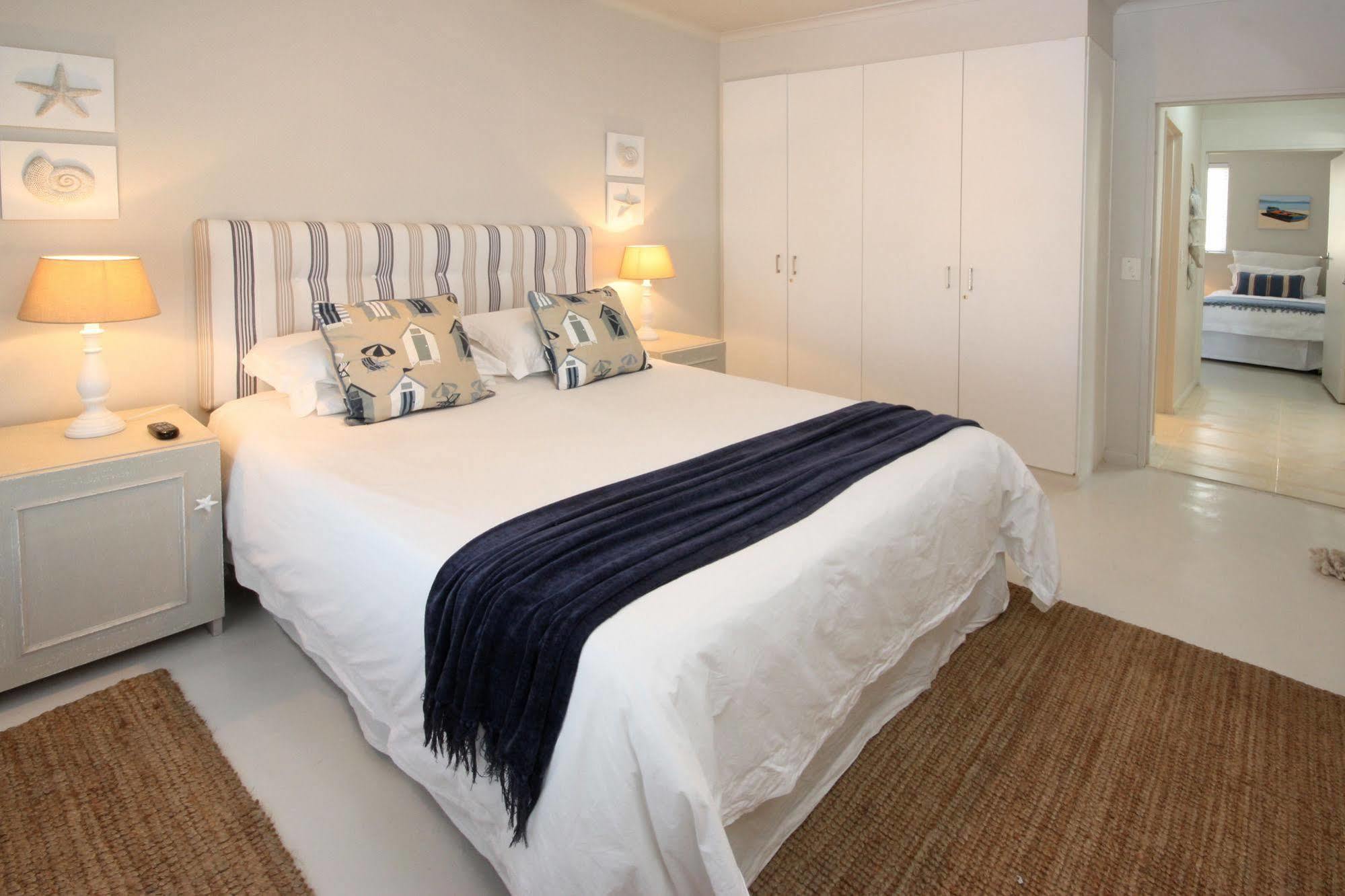 The Potting Shed Self Catering Apartment Hermanus Luaran gambar