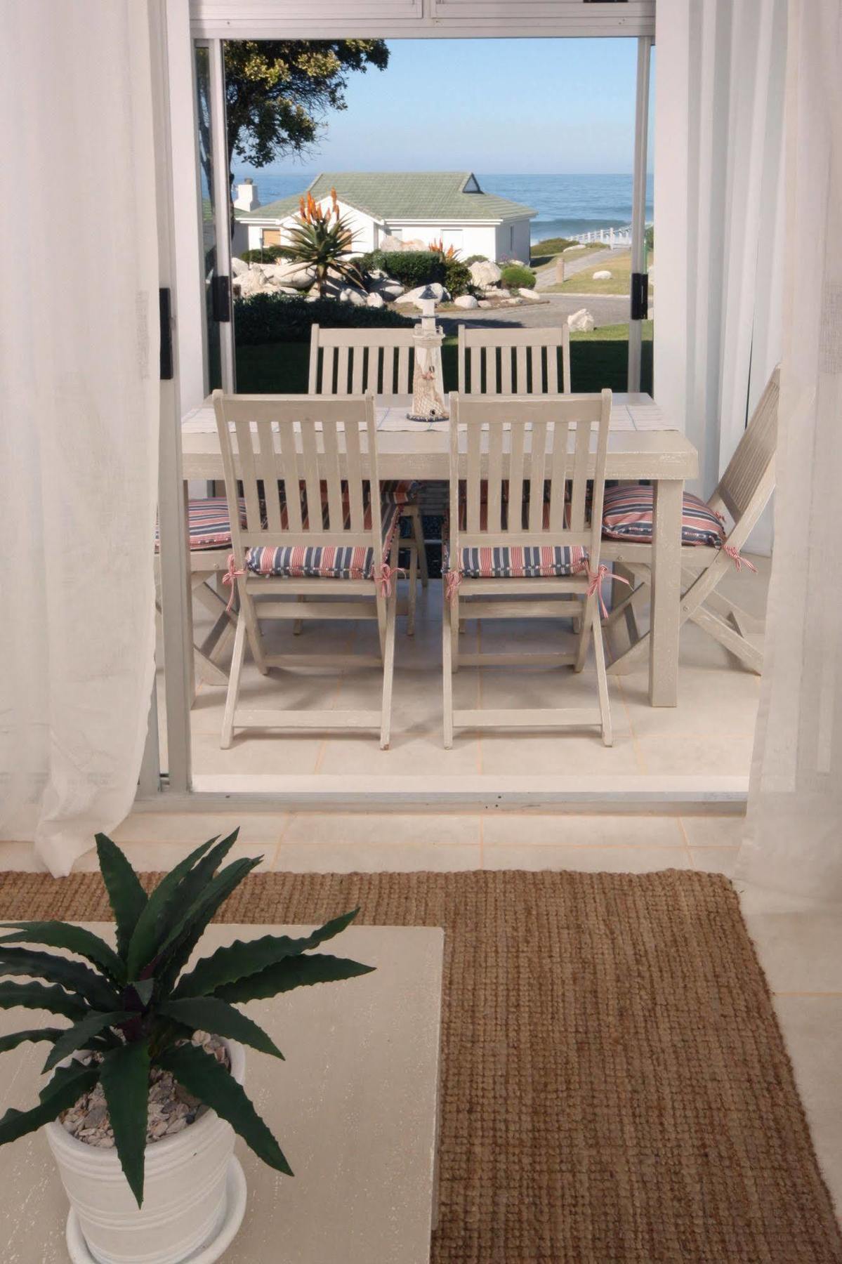 The Potting Shed Self Catering Apartment Hermanus Luaran gambar