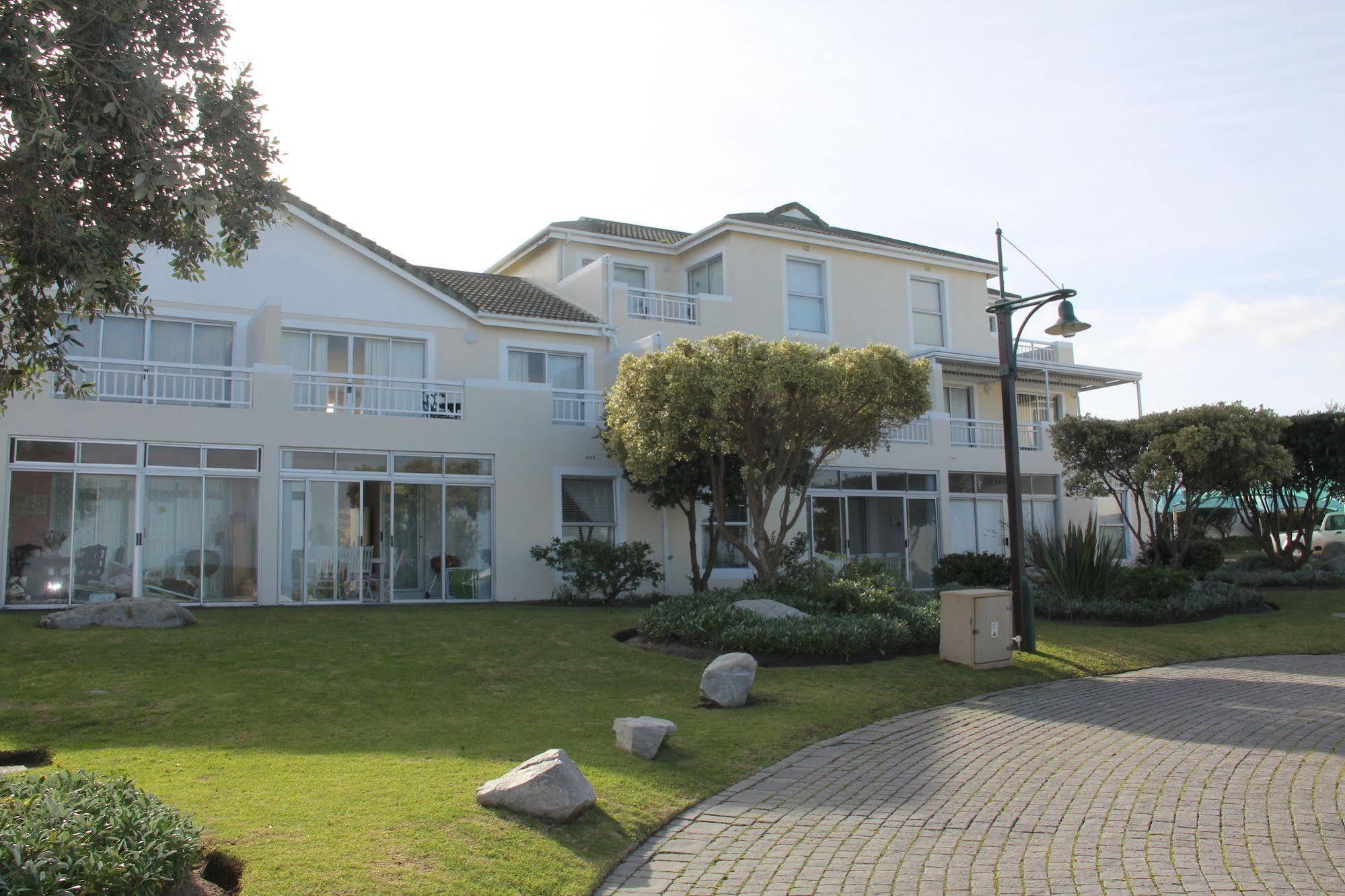 The Potting Shed Self Catering Apartment Hermanus Luaran gambar