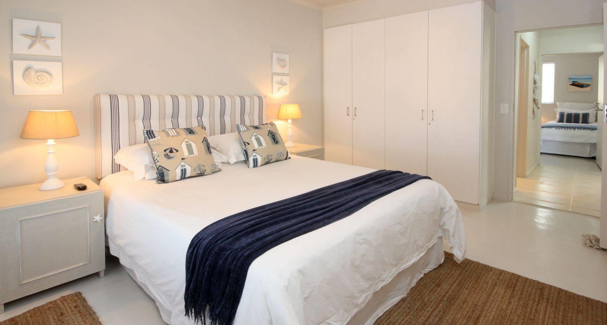The Potting Shed Self Catering Apartment Hermanus Luaran gambar