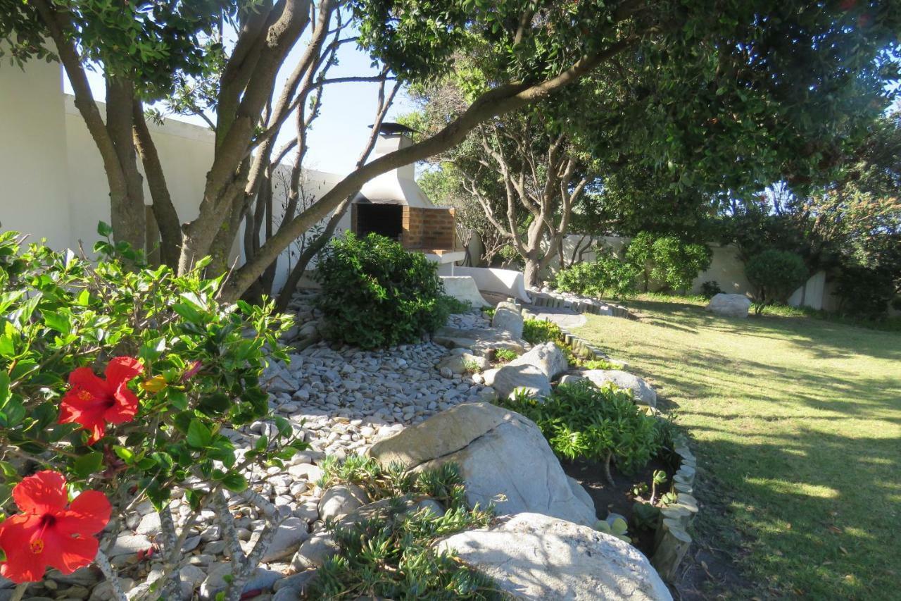 The Potting Shed Self Catering Apartment Hermanus Luaran gambar